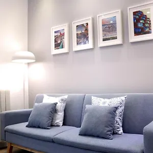 urdintxoenea-bilbao-casco-viejo-nuevo-parking-opc-wifi.bilbaohotelsspain.com/